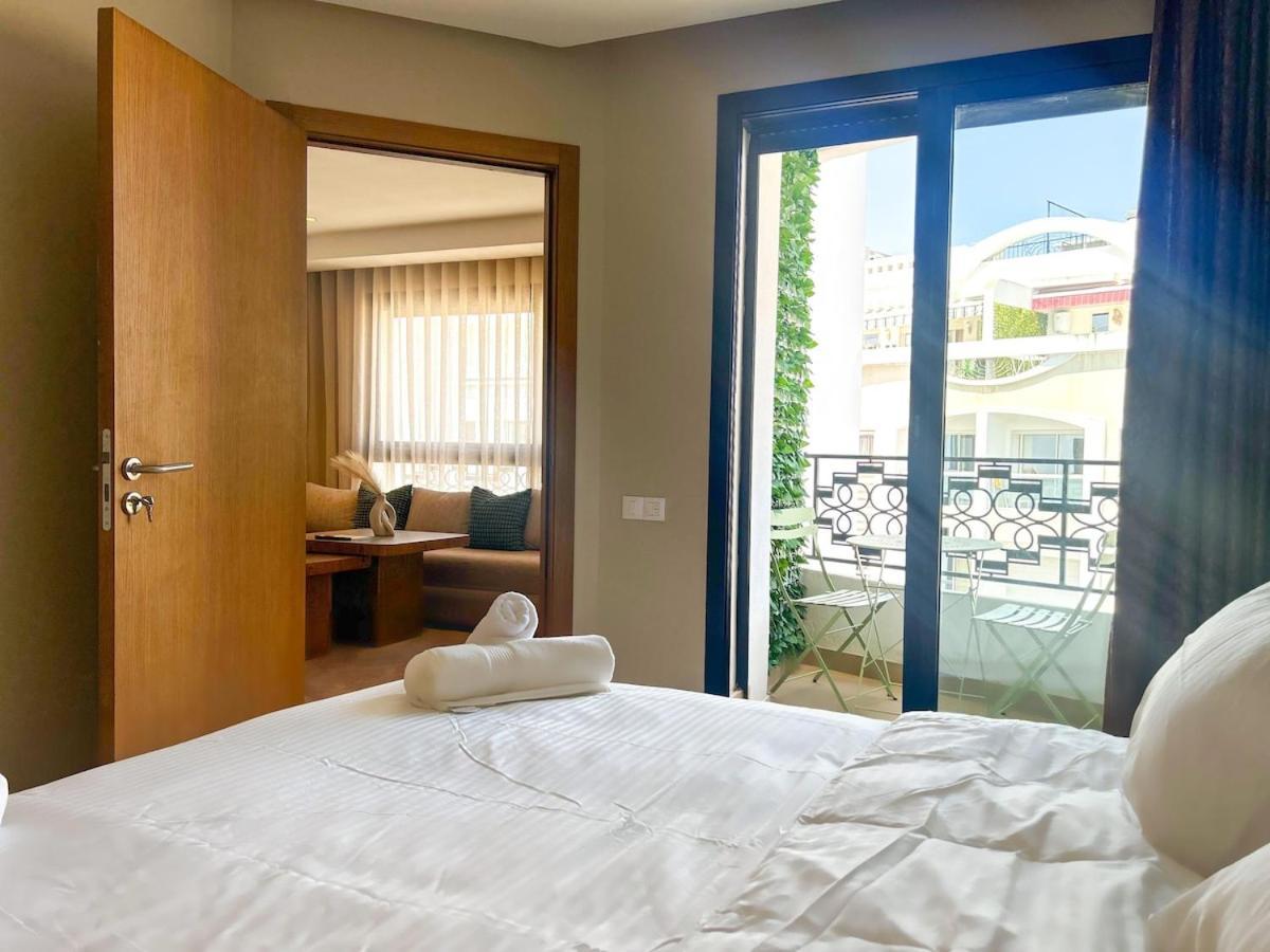 Small Cozy Nest In Quiet Area - With Balcony Apartment *